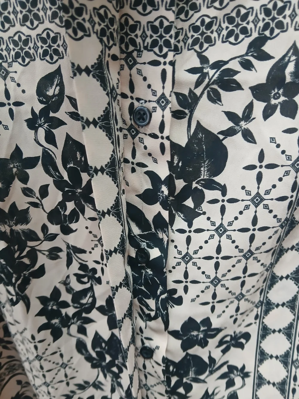 Liz Claiborne Black Floral Print On Pink Sleeveless Button-Up #188 - Picture 4 of 5